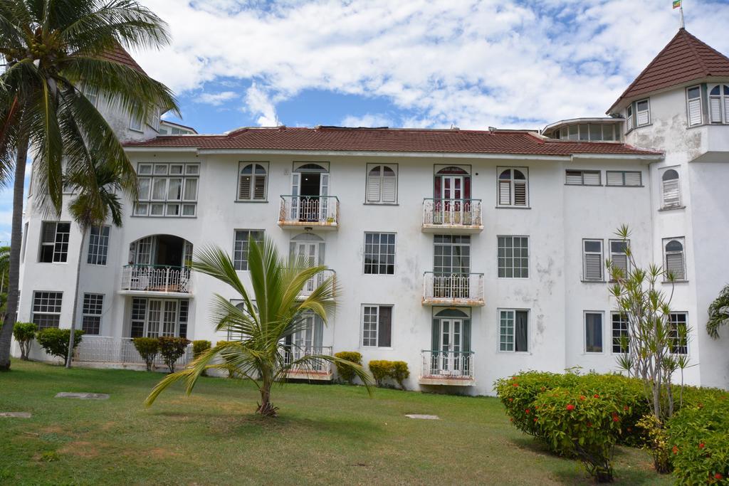 مونتيغو باي Seacastles By The Beach/Pool المظهر الخارجي الصورة